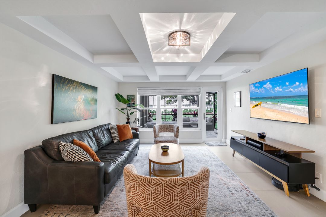 3569 Antarctic Cir, Naples, FL 34112