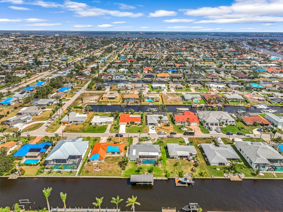 5326 Colonade Ct, Cape Coral, FL 33904