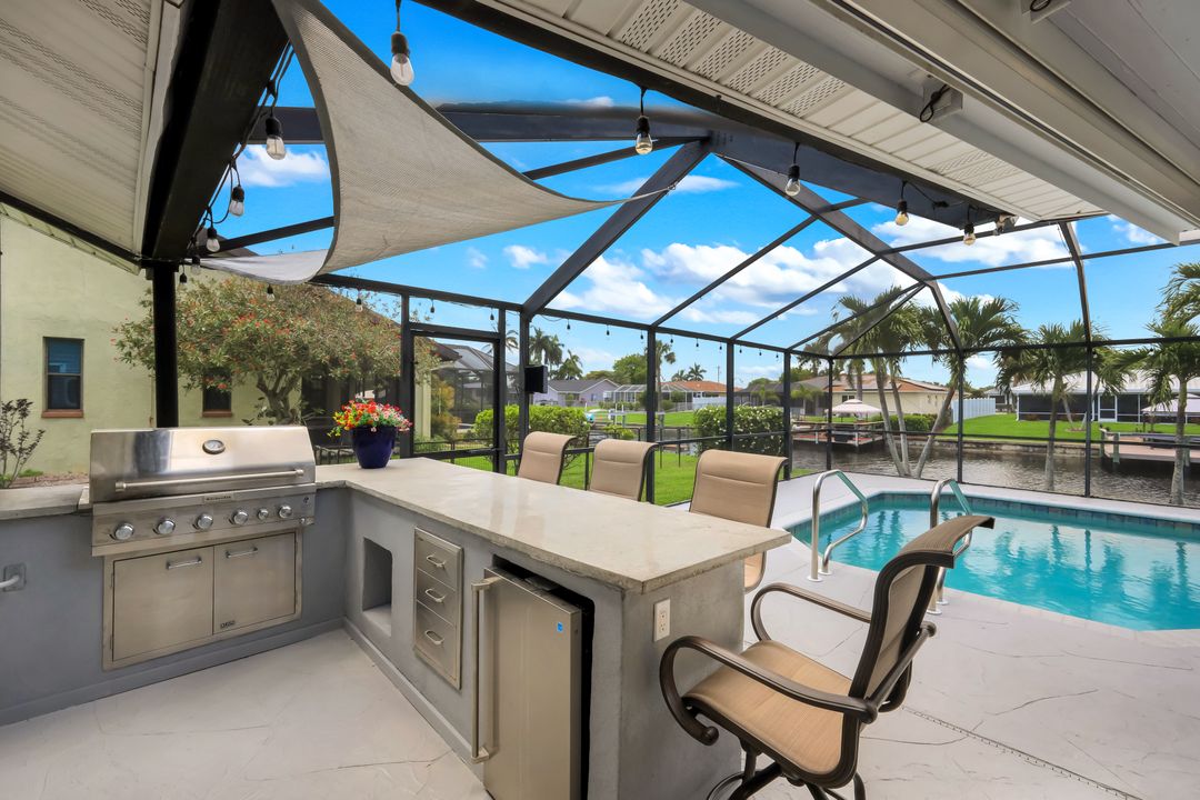 2107 SE 25th Terrace, Cape Coral, FL 33904