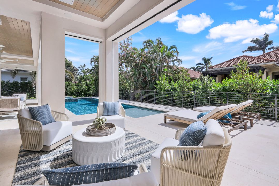 448 Devils Ln, Naples, FL 34103