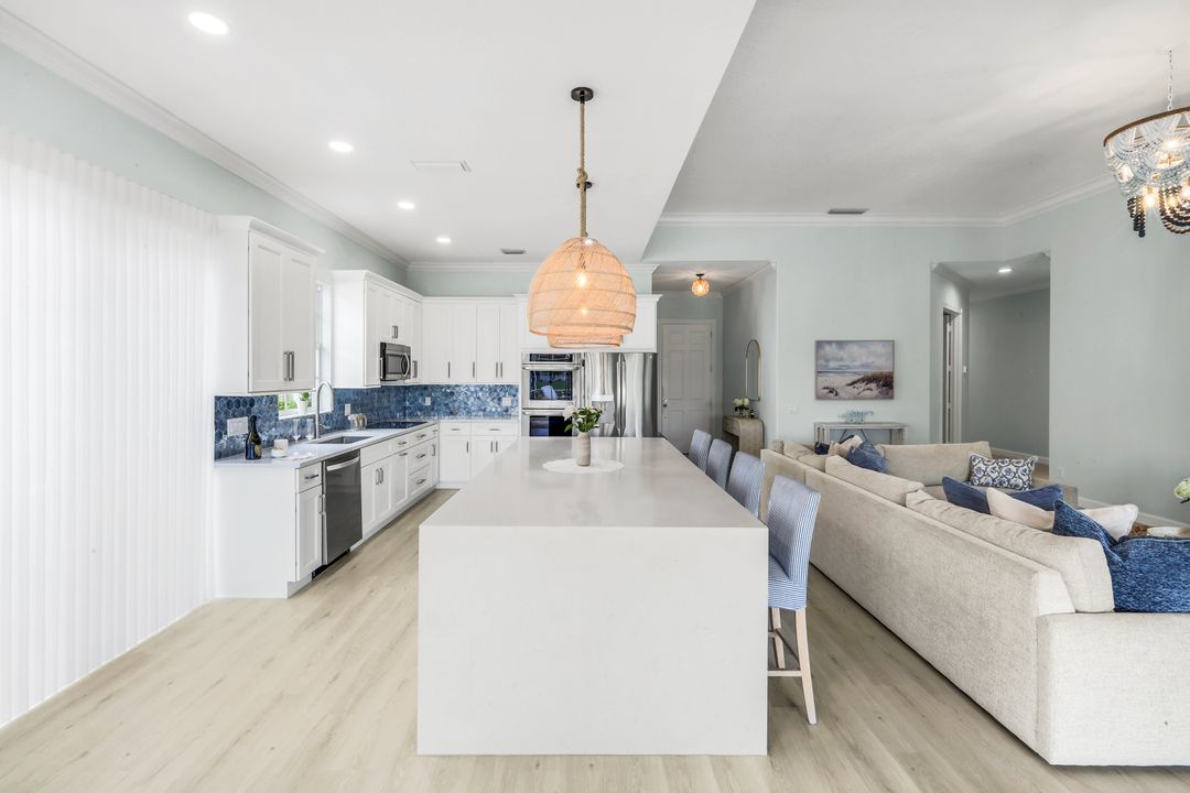 4453 Novato Ct, Naples, FL 34109