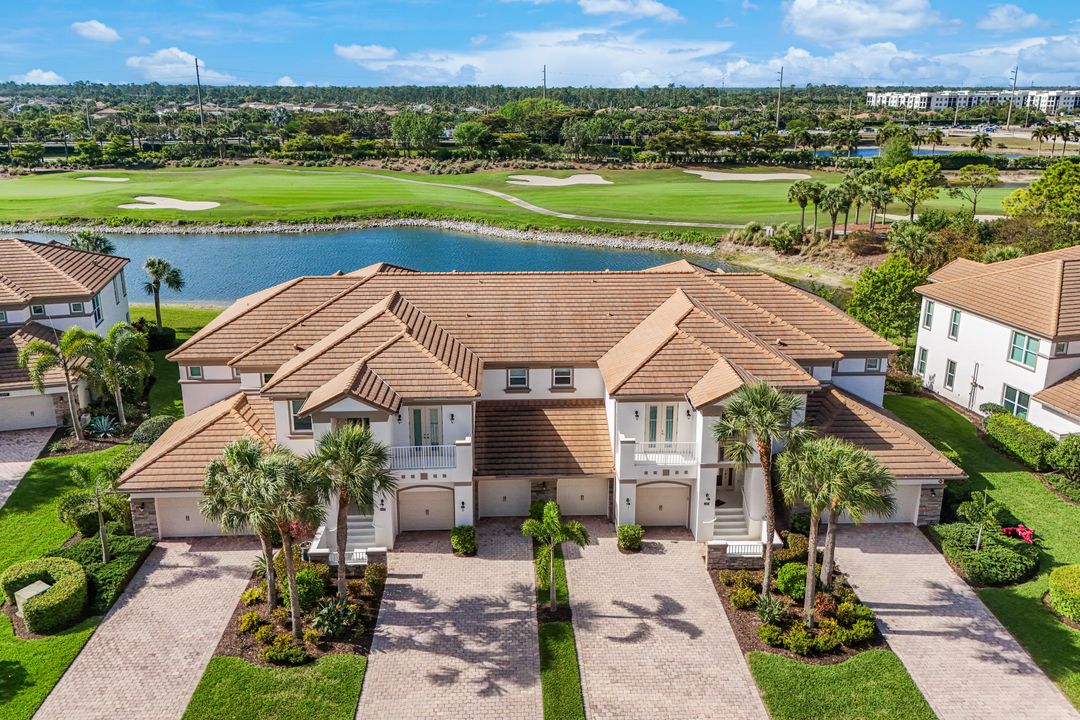 9217 Quartz Ln #102, Naples, FL 34120