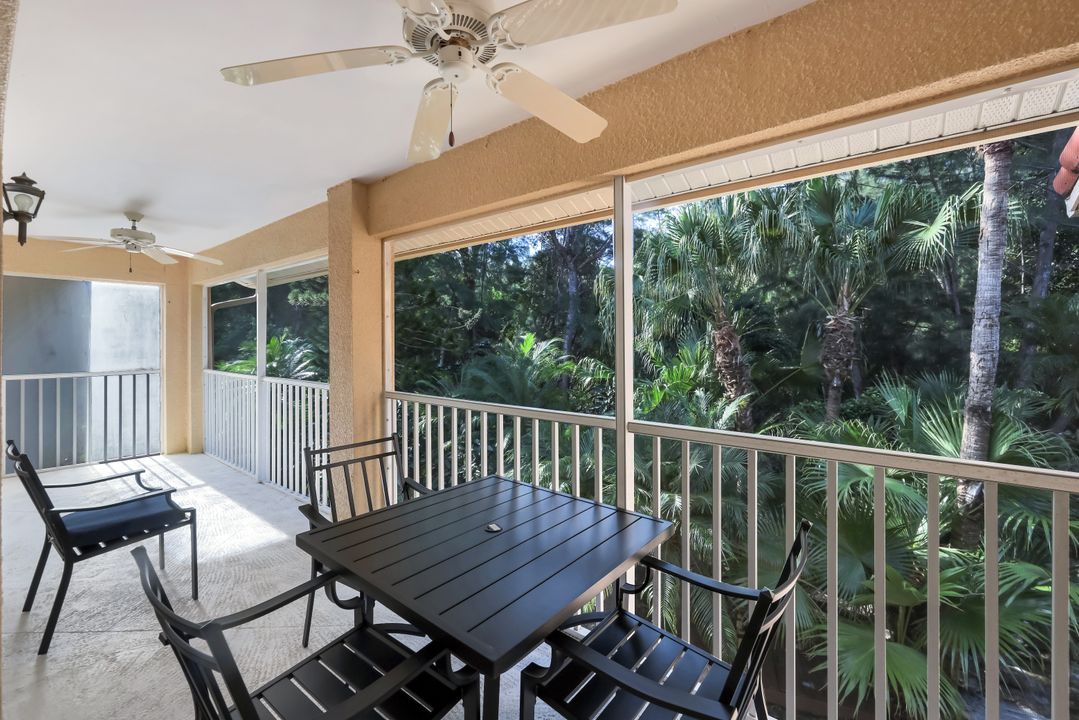 1660 Windy Pines Dr #4, Naples, FL 34112