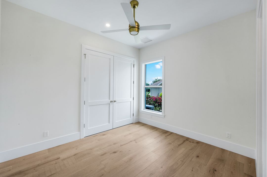 488 Capri Ct, Marco Island, FL 34145