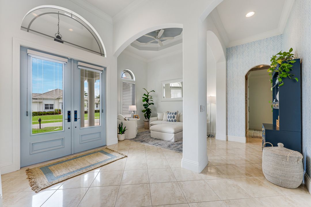 1148 Lamplighter Ct, Marco Island, FL 34145