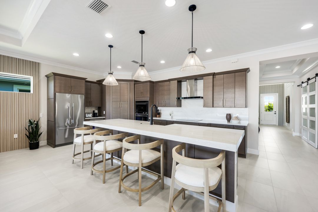 8943 Gustavia Ct, Naples, FL 34112