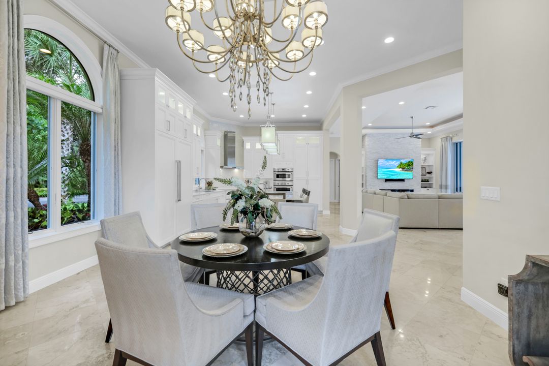 12338 Collier's Reserve Dr, Naples, FL 34110