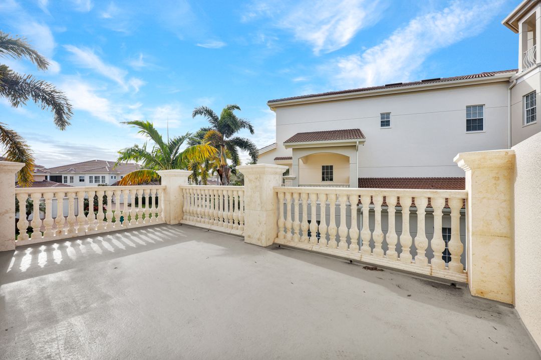 530 Avellino Isles Cir #7201, Naples, FL 34119