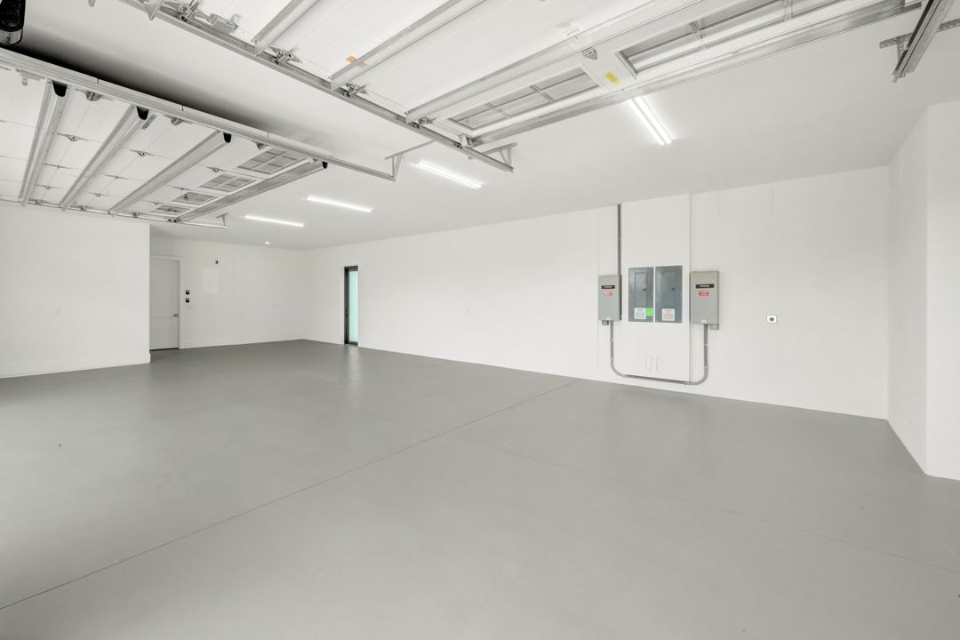 20262 Tiger Ct, Estero, FL 33928