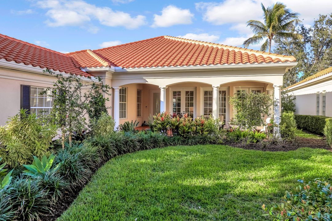 5105 Inagua Way, Naples, FL 34119