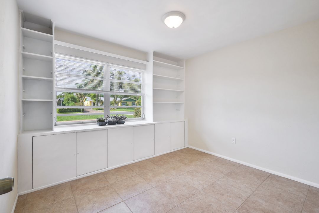 1411 Argyle Dr, Fort Myers, FL 33919