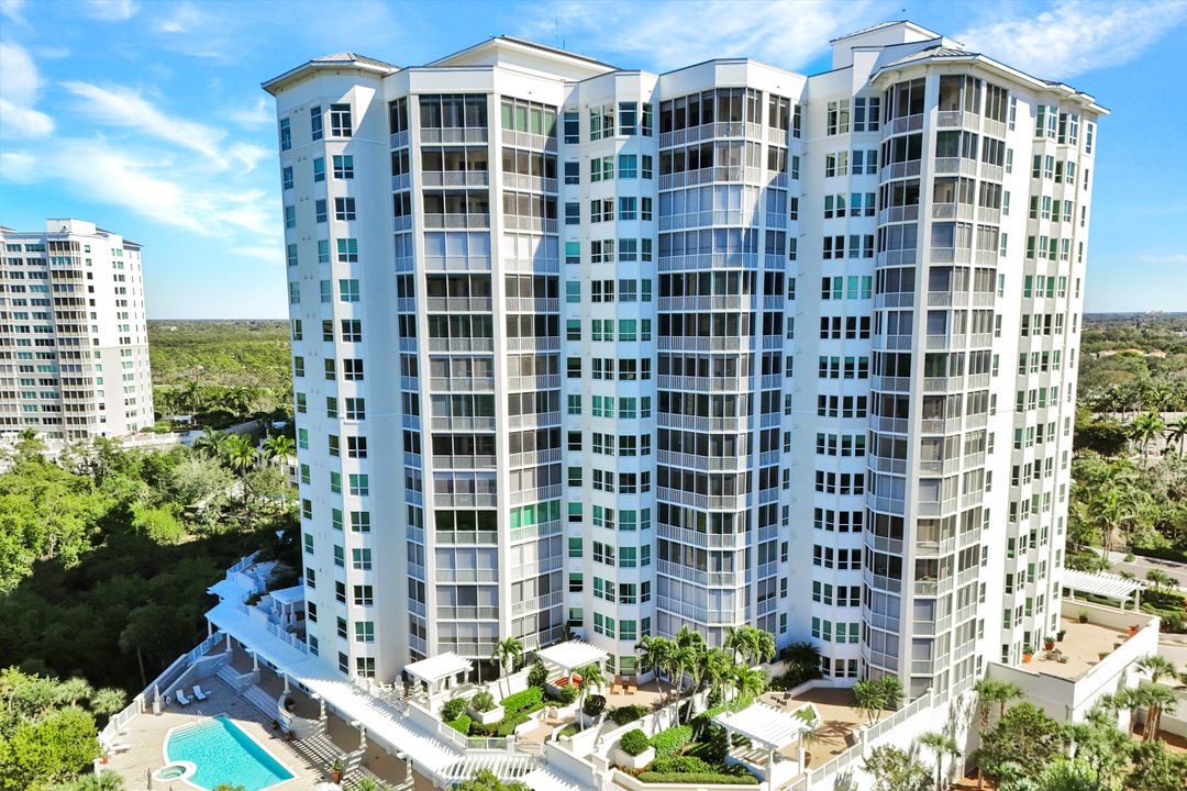 285 Grande Way #1601, Naples, FL 34110