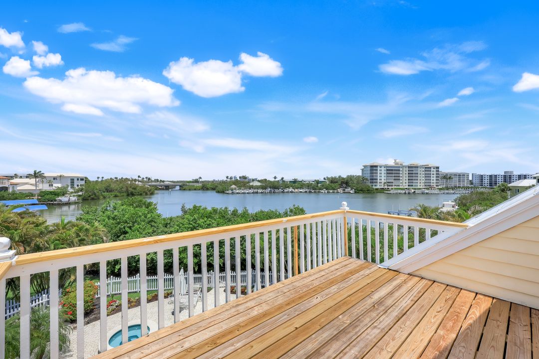 203 San Mateo Dr, Bonita Springs, FL 34134