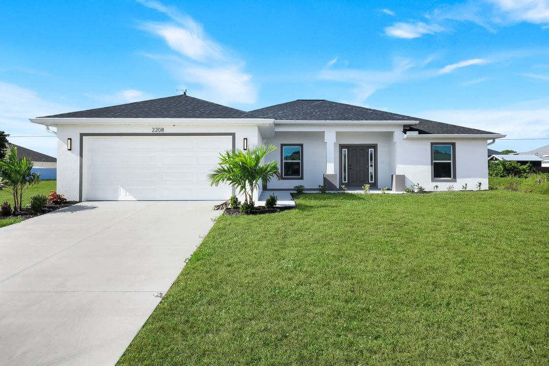 2208 NE 23rd Ave, Cape Coral, FL 33909