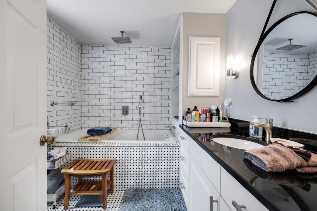 1006 SW 9th Ave, Cape Coral, FL 33991