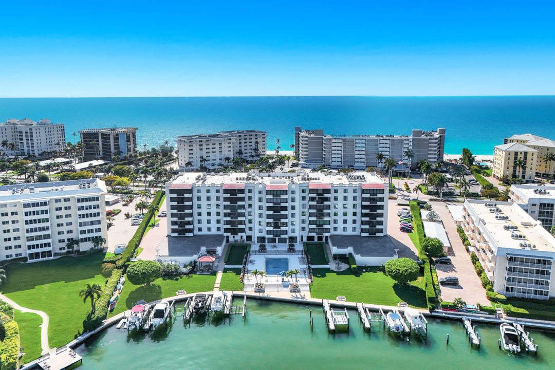 3430 Gulf Shore Blvd N #2 - I, Naples, FL 34103