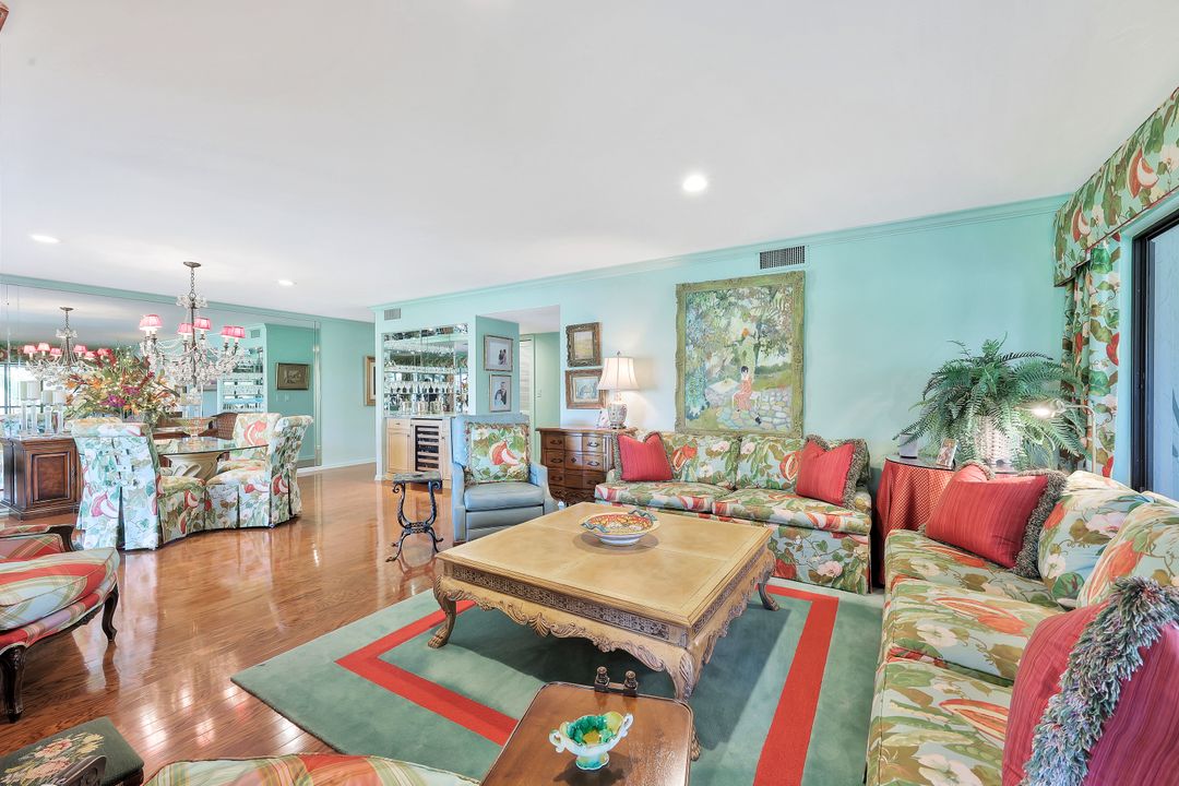 5954 Pelican Bay Blvd #235, Naples, FL 34108