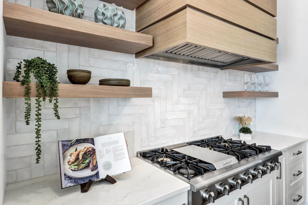 20262 Tiger Ct, Estero, FL 33928