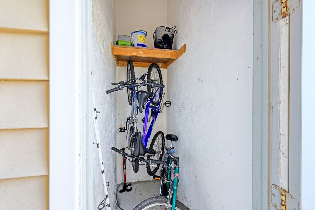 1060 Swallow Ave #207, Marco Island, FL 34145