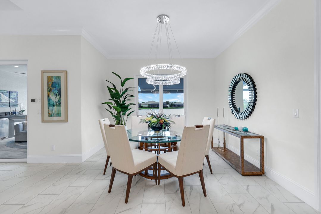 14386 Laguna Spgs Ln, Naples, FL 34114