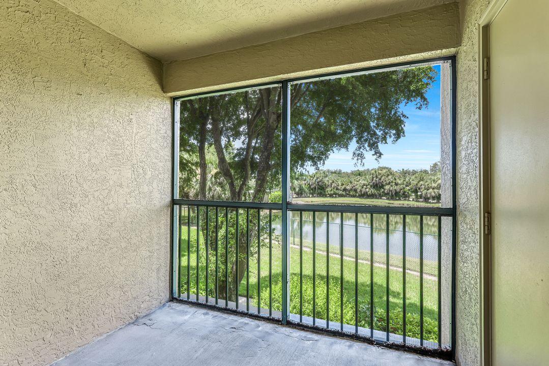 8851 Colonnades Ct W #126, Bonita Springs, FL 34135