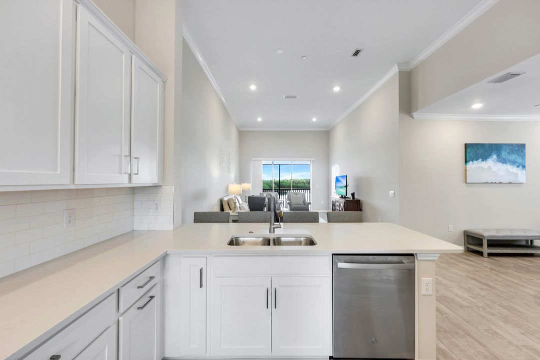 11771 Venetian Lagoon Dr #204, Fort Myers, FL 33913