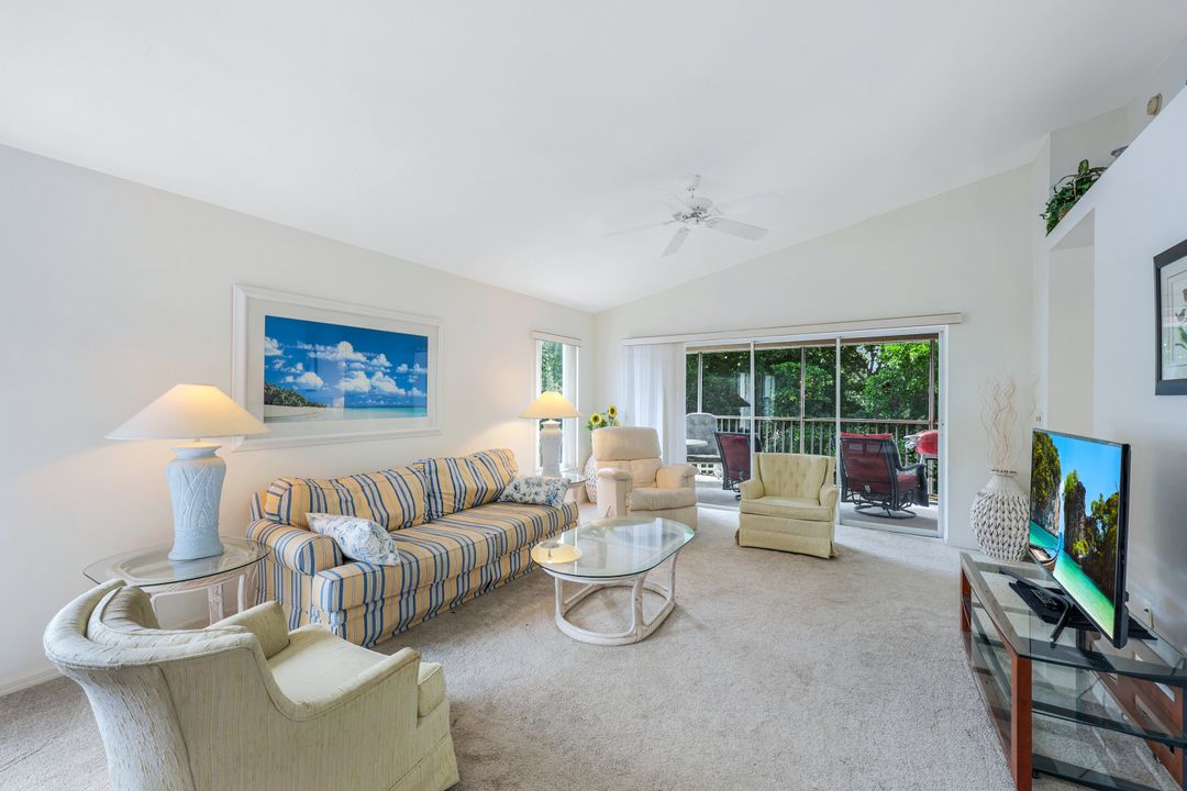 1036 Mainsail Dr #722, Naples, FL 34114