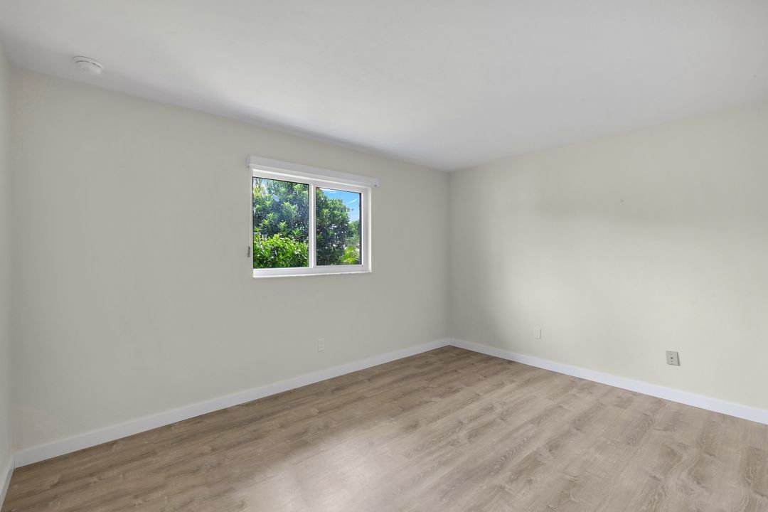 1202 SE 14th Terrace, Cape Coral, FL 33990