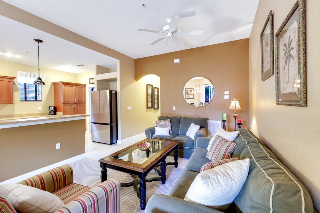 8721 Piazza Del Lago Cir #205, Estero, FL 33928