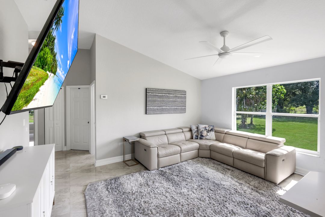 3780 12th Ave SE, Naples, FL 34117