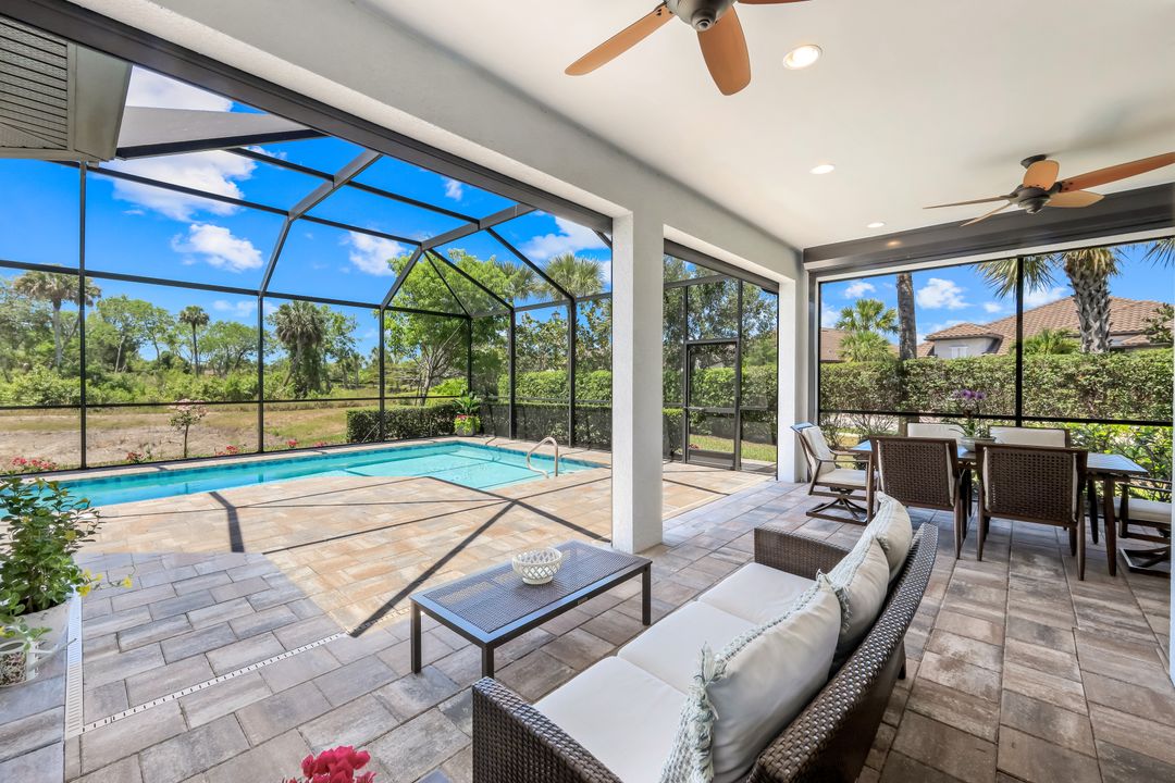 8396 Promoso Ct, Naples, FL 34114