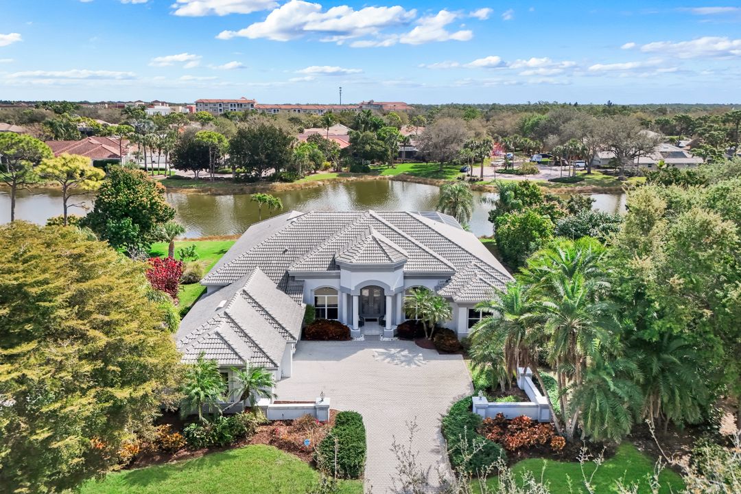 24351 Woodsage Dr, Bonita Springs, FL 34134