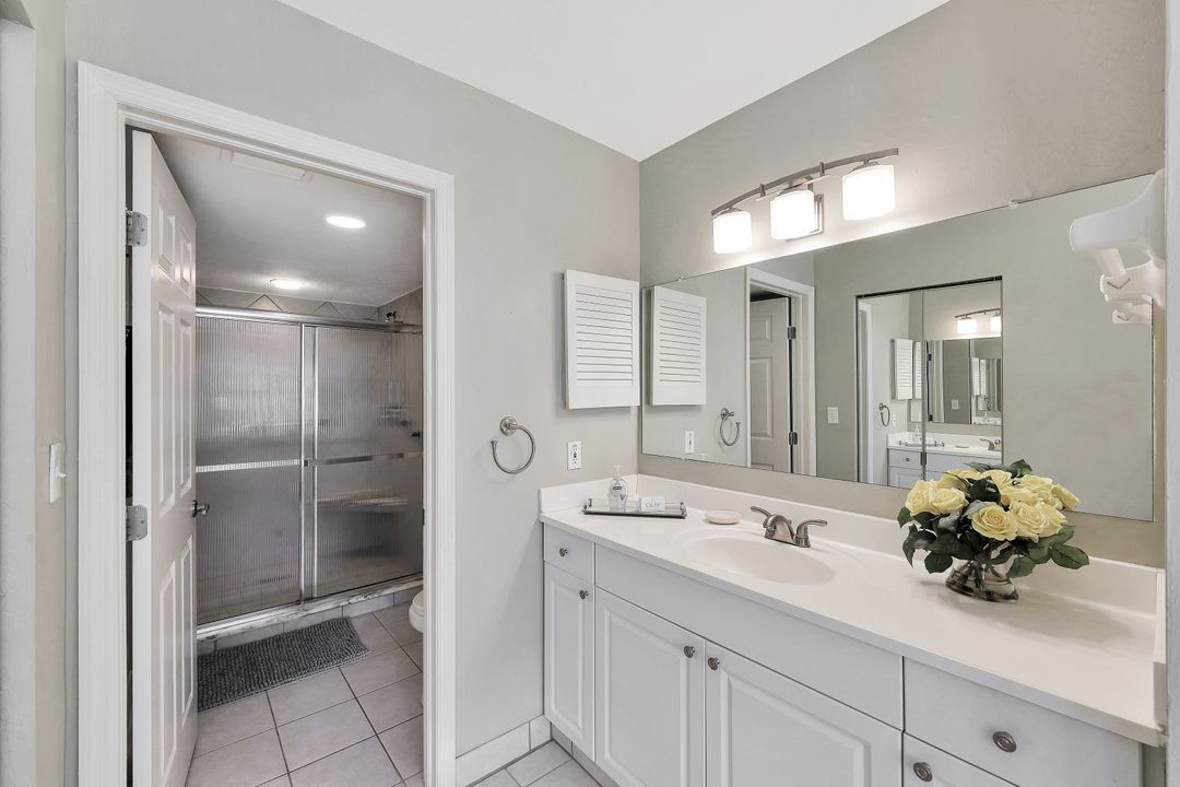 15191 Cedarwood Ln #102, Naples, FL 34110