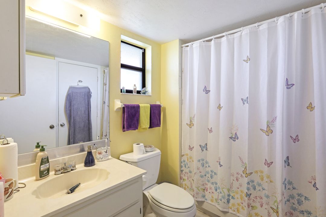 1011 Anglers Cove #H404, Marco Island, FL 34145