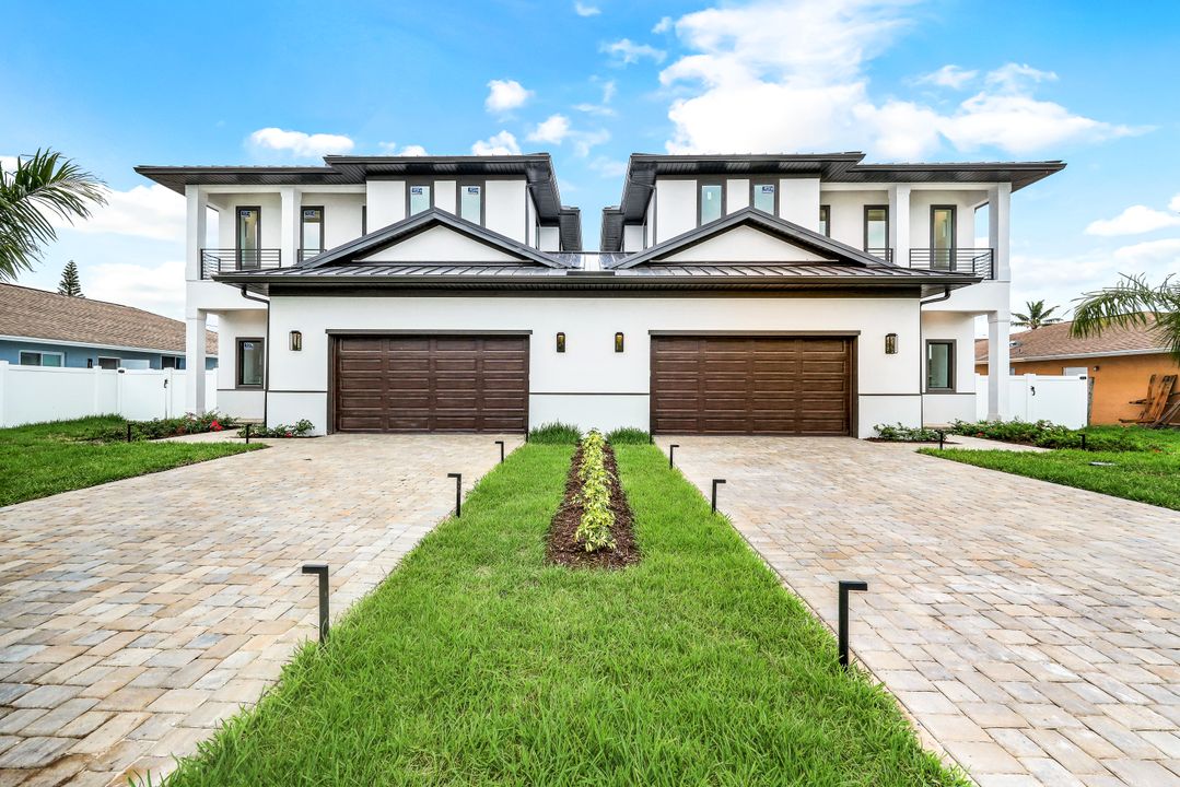 524 103rd Ave N, Naples, FL 34108