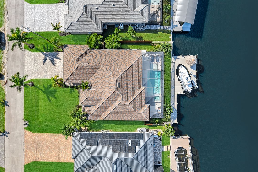 1030 NW 38th Pl, Cape Coral, FL 33993