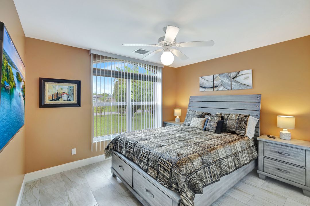 831 SW 17th Terrace, Cape Coral, FL 33991