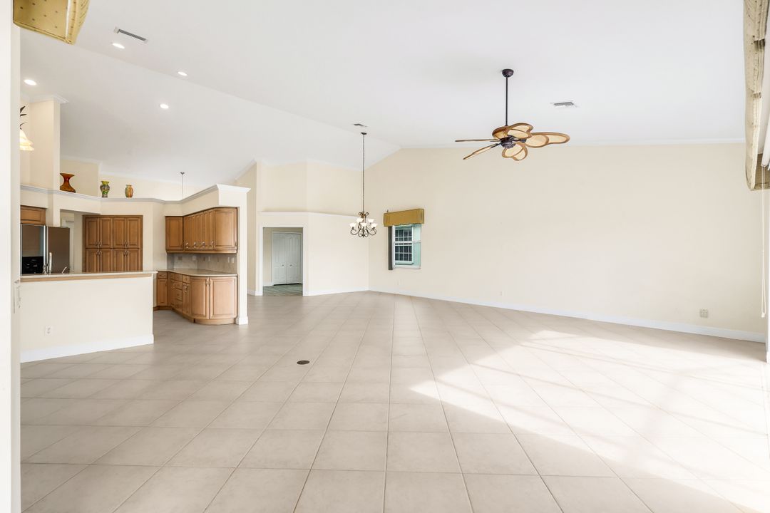 25551 Springtide Ct, Bonita Springs, FL 34135