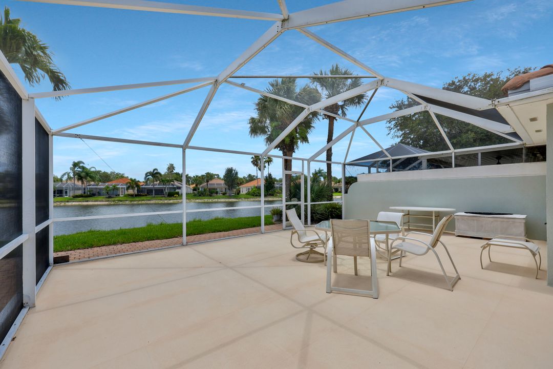 5386 Guadeloupe Way, Naples, FL 34119