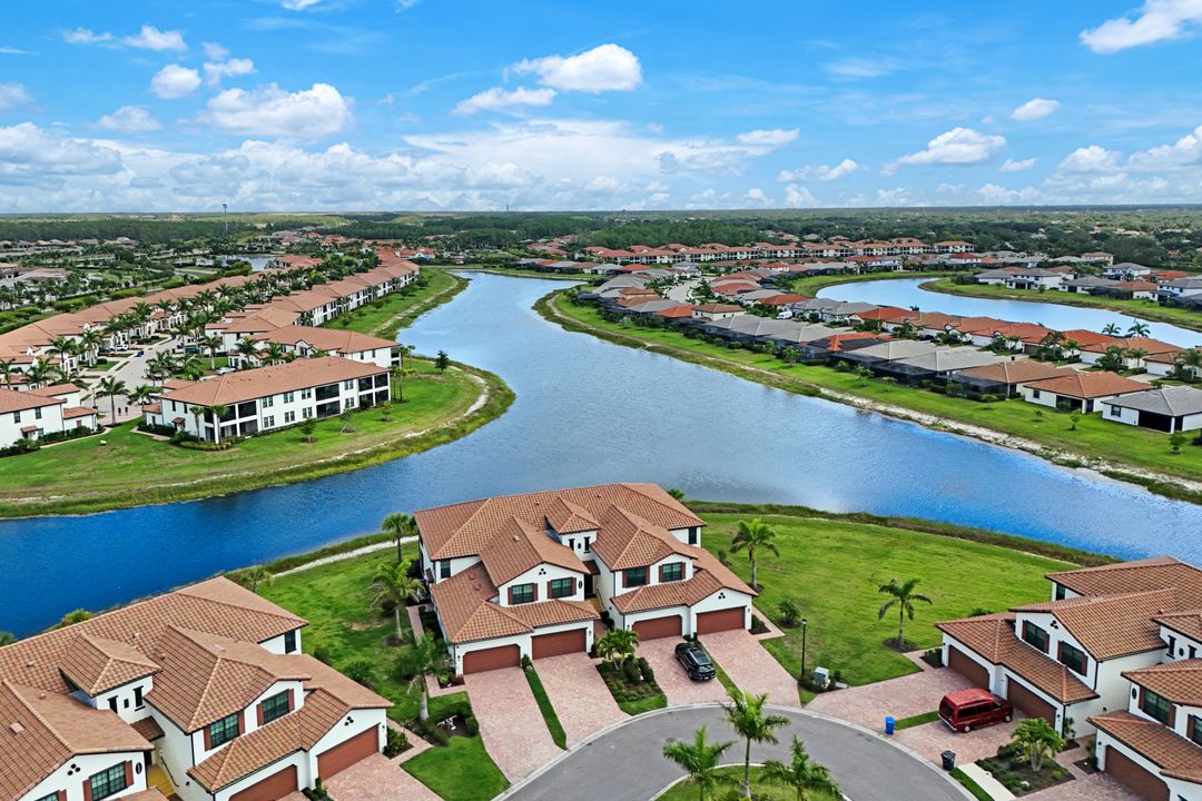 12003 Hawthorn Lake Dr  #101, Fort Myers, FL 33913