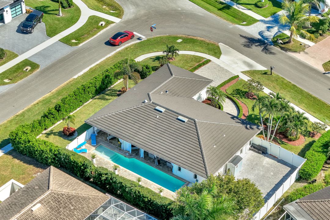 1351 Waikiki Ct, Marco Island, FL 34145