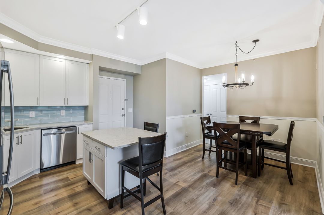 2825 Palm Beach Blvd #316, Fort Myers, FL 33916