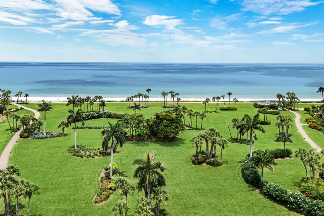 4101 Gulf Shore Blvd N #17N, Naples, FL 34103