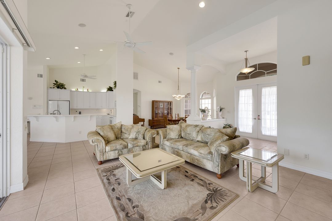 1632 Savona Pkwy, Cape Coral, FL 33904