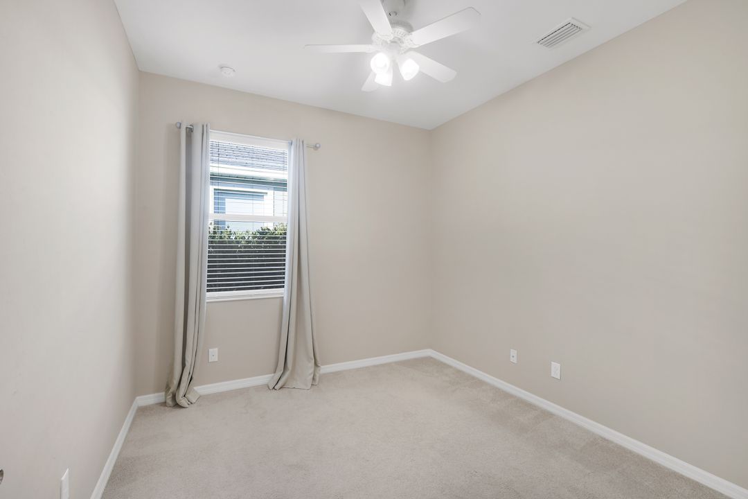 2730 Brightside Ct, Cape Coral, FL 33991