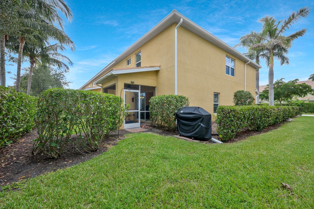 12111 Mahogany Cove St, Fort Myers, FL 33913