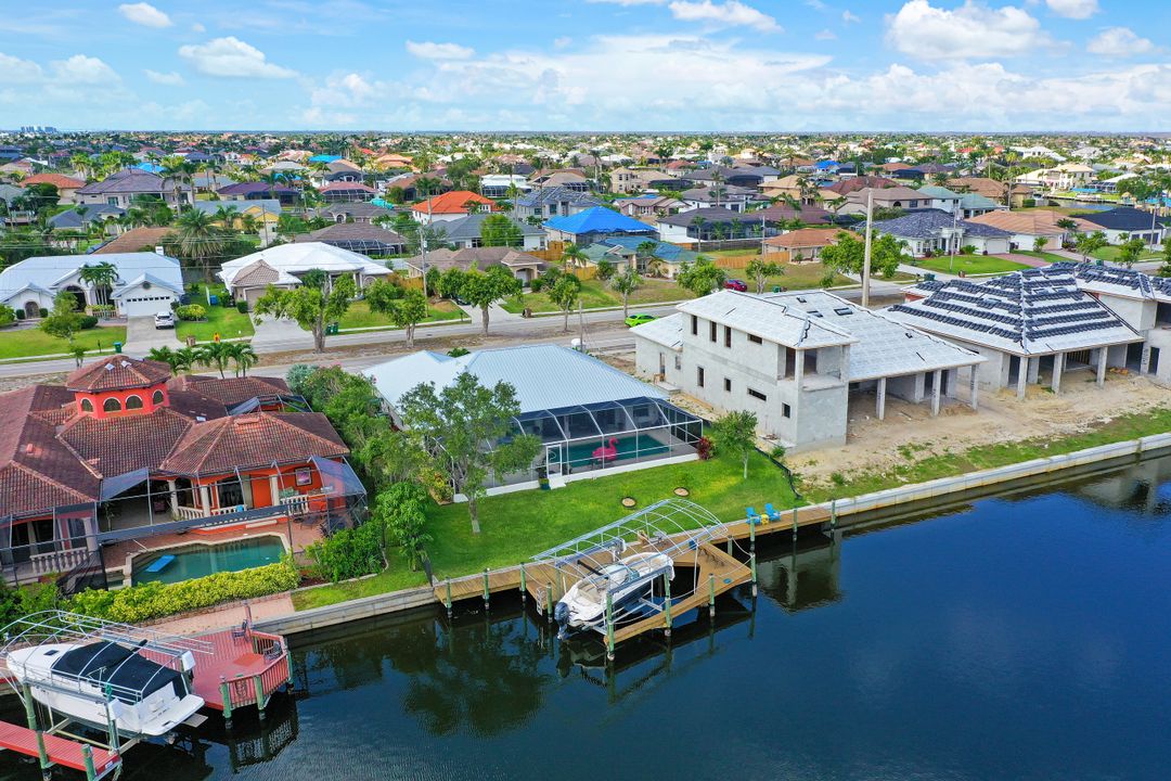 2125 Cape Coral Pkwy W, Cape Coral, FL 33914