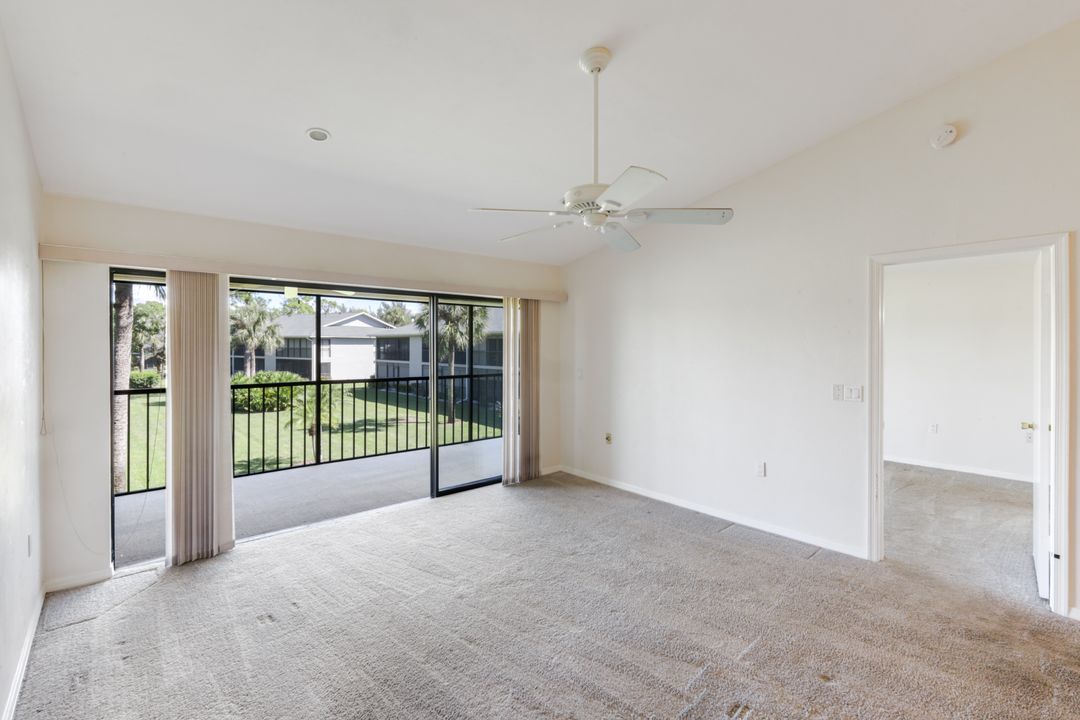 1228 Commonwealth Cir #203, Naples, FL 34116