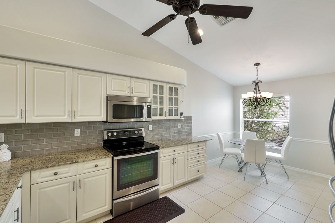 8149 Tauren Ct  #p 434, Naples, FL 34119