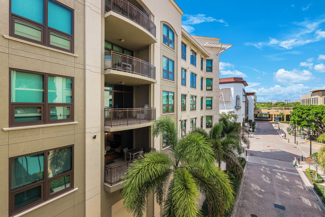 9123 Strada Pl #7201, Naples, FL 34108